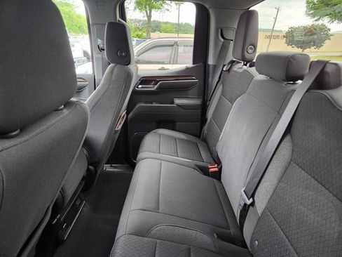 Used 2023 Chevrolet Silverado 1500 LT image 7