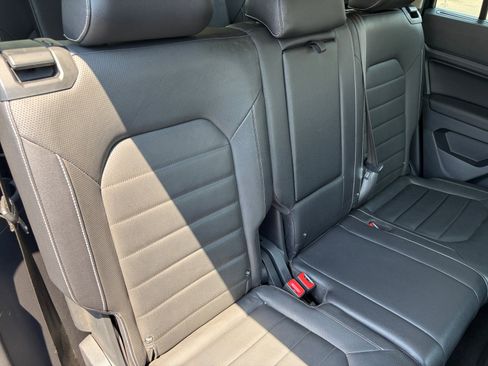 Used 2021 Volkswagen Atlas SEL Premium AWD/4WD image 18