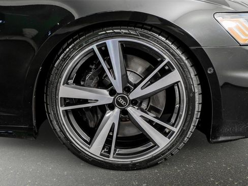 Used 2023 Audi S6 Prestige w/ Prestige Package image 7