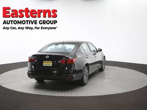 Used 2024 Nissan Altima 2.5 SV FWD image 39