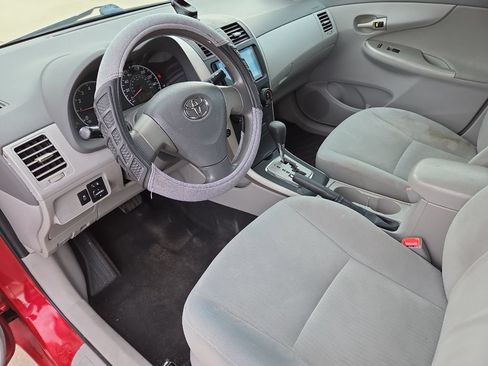 Used 2010 Toyota Corolla LE w/ All Weather Guard Pkg FWD image 10