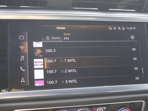 Used 2023 Audi Q3 2.0T Premium Plus w/ Premium Plus Package image 26