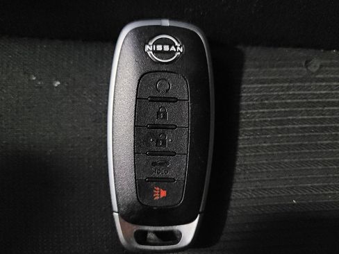 Used 2024 Nissan Sentra SV w/ All-Weather Package FWD image 32