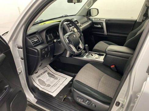 Used 2018 Toyota 4Runner SR5 image 11