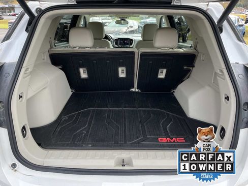 Used 2024 GMC Terrain Denali w/ Denali Premium Package image 18