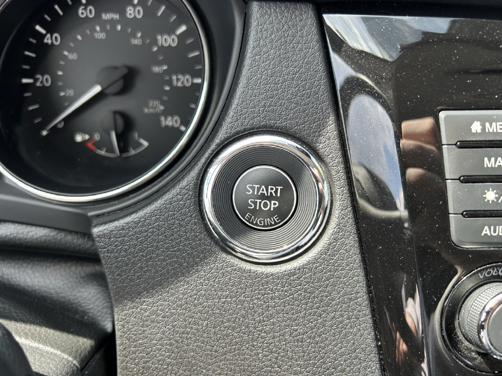 Used 2021 Nissan Rogue Sport SL w/ Premium Package FWD image 34