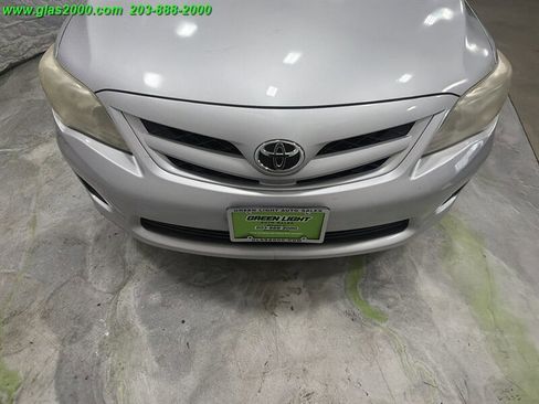 Used 2013 Toyota Corolla L FWD image 18