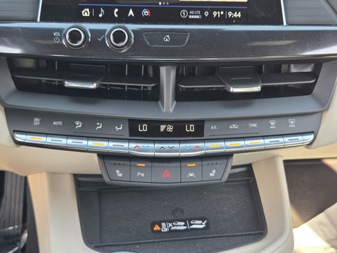 Used 2024 Cadillac CT4 Luxury w/ Sun And Sound Package RWD image 17