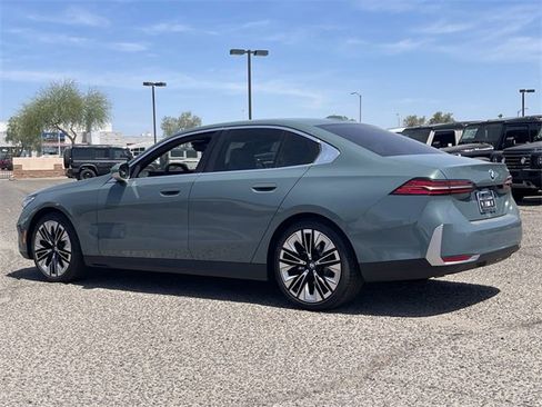 New 2025 BMW 530i image 8