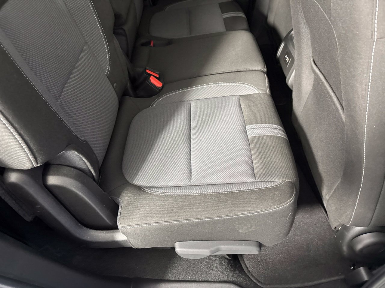Used 2025 Chevrolet Blazer LT AWD/4WD image 31