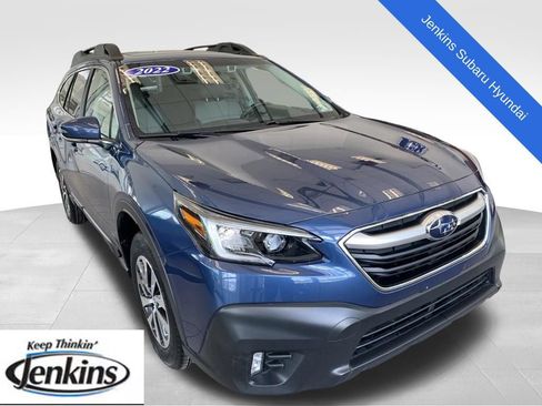Certified 2022 Subaru Outback Premium AWD/4WD image 1