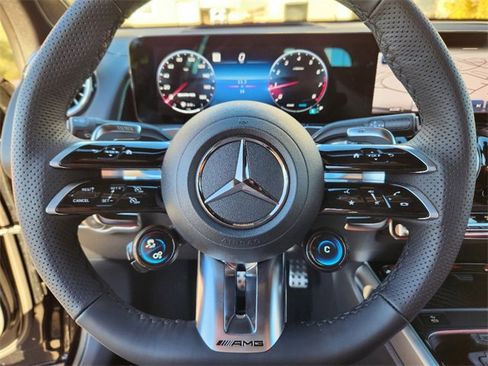 New 2025 Mercedes-Benz GLB 35 AMG 4MATIC image 16