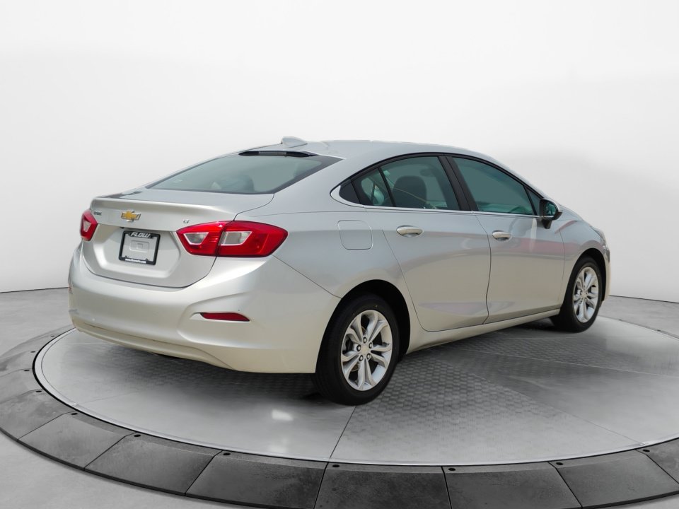 Used 2019 Chevrolet Cruze LT w/ LT Fleet Convenience Package FWD image 7