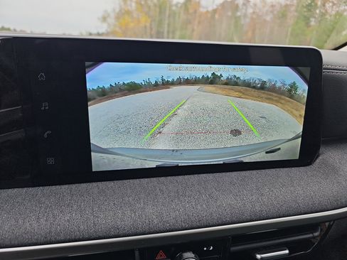 New 2026 Nissan Kicks SV w/ SV Premium Package image 24