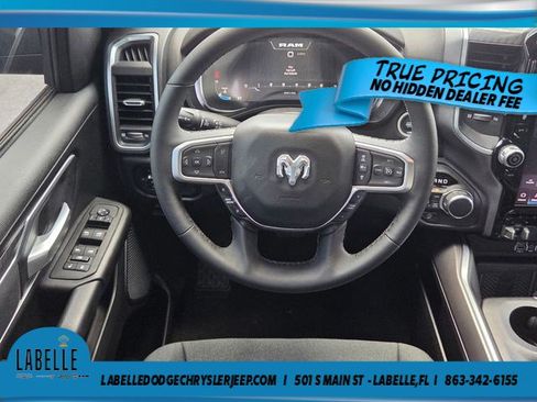 Used 2025 RAM 1500 Big Horn AWD/4WD image 6