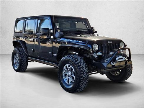 Used 2014 Jeep Wrangler Unlimited Rubicon w/ Connectivity Group image 3
