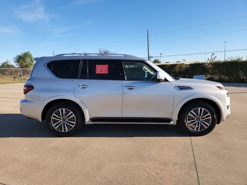 Certified 2024 Nissan Armada SL w/ Captain's Chairs Package image 4
