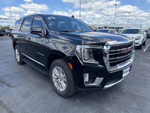Used 2022 GMC Yukon SLT w/ SLT Premium Package AWD/4WD image 7