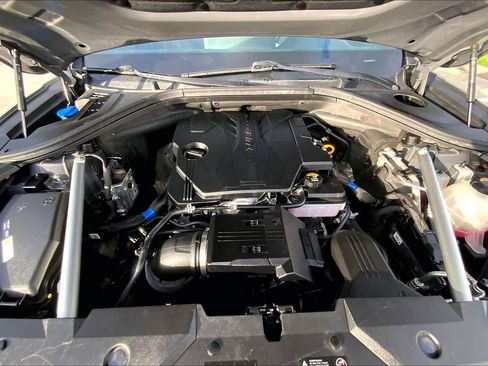 Used 2022 Genesis GV70 2.5T w/ Sport Prestige Package image 31