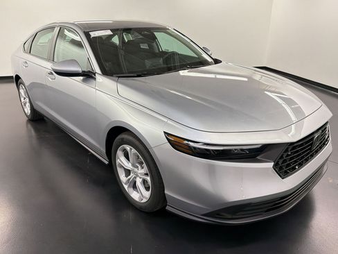 New 2026 Honda Accord LX image 7