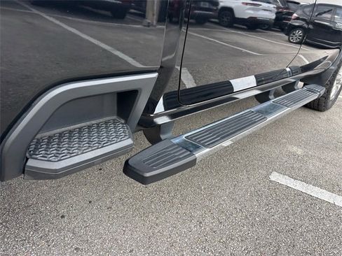 Used 2020 Chevrolet Silverado 2500 High Country w/ Z71 Off-Road Package image 27