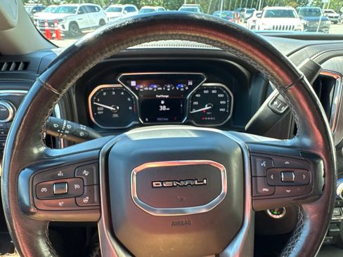Used 2020 GMC Sierra 1500 Denali w/ Denali Ultimate Package AWD/4WD image 35