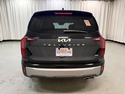 Used 2025 Kia Telluride S AWD/4WD image 6