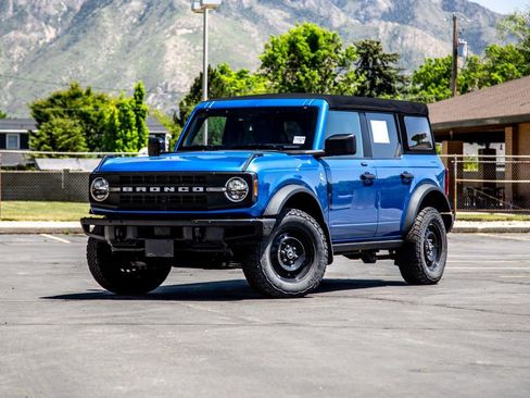 Used 2021 Ford Bronco Black Diamond AWD/4WD image 1