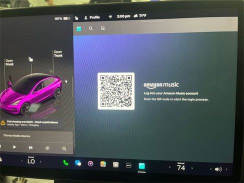 Used 2023 Tesla Model 3 Standard Range image 16