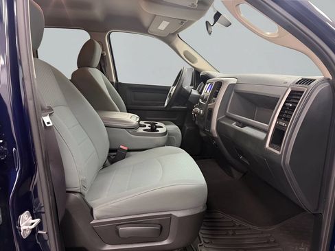 Used 2016 RAM 1500 Express RWD image 12
