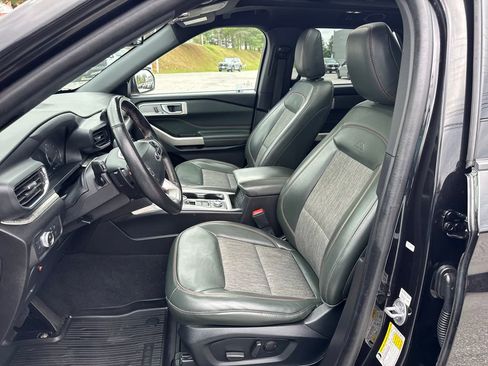 Used 2022 Ford Explorer Timberline w/ Timberline Technology Package AWD/4WD image 10