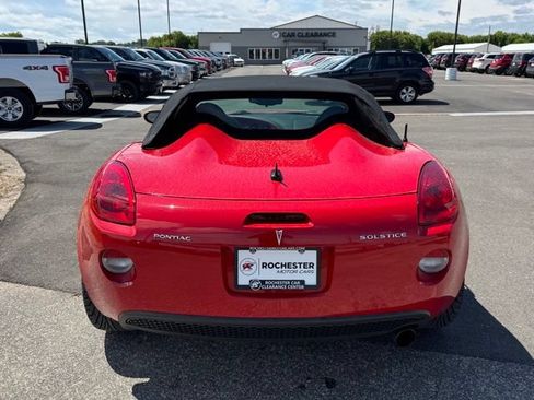 Used 2006 Pontiac Solstice Convertible w/ Premium Package RWD image 30