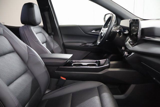 Used 2025 Chevrolet Equinox LT w/ Convenience Package II AWD/4WD image 29