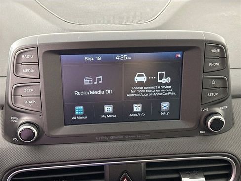 Used 2021 Hyundai Kona Night image 11