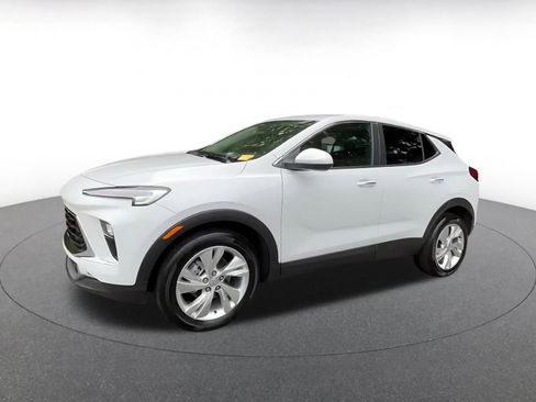 Used 2025 Buick Encore GX Preferred FWD image 8