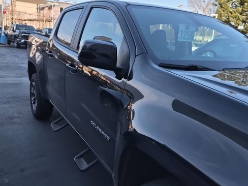 Used 2022 Chevrolet Colorado Z71 image 5