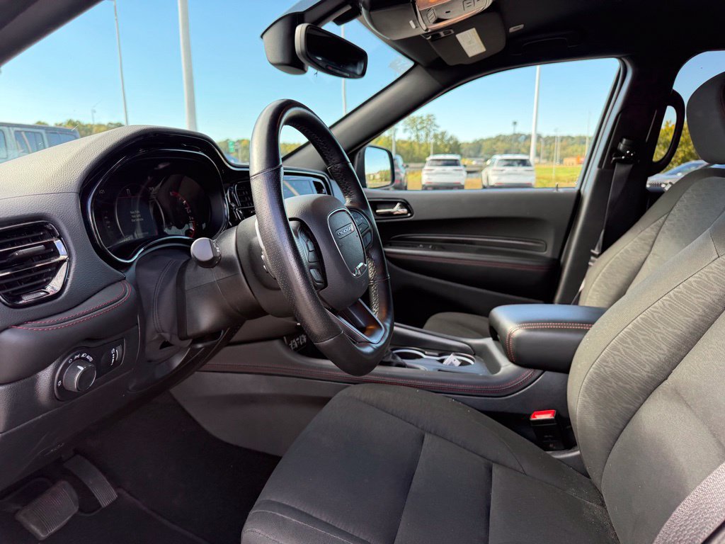Used 2025 Dodge Durango GT AWD/4WD image 4