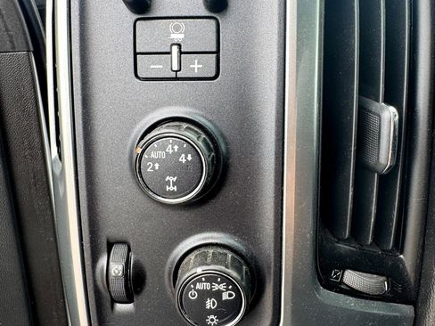 Used 2016 Chevrolet Silverado 1500 LT w/ All Star Edition image 40