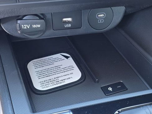 New 2026 Hyundai Elantra Limited FWD image 26