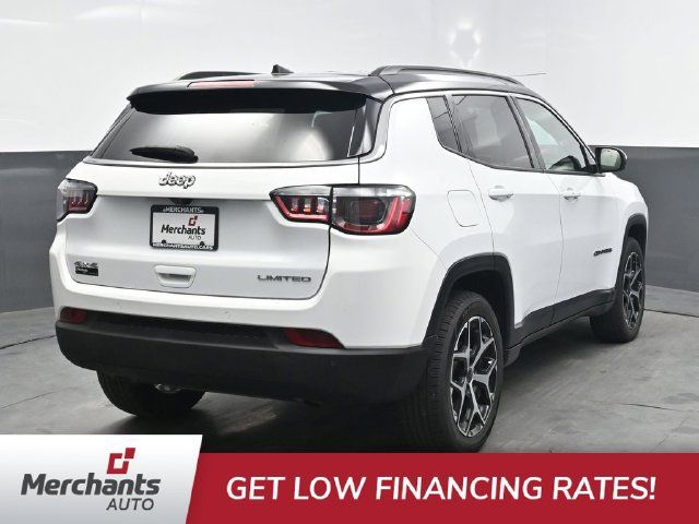 Used 2025 Jeep Compass Limited AWD/4WD image 7