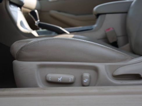 Used 2006 Toyota Solara SLE FWD image 33
