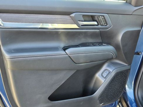 New 2026 GMC Terrain Denali image 17