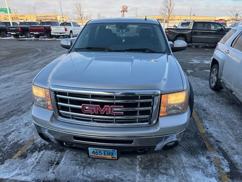 Used 2010 GMC Sierra 1500 SLE w/ Power Pack Plus image 10