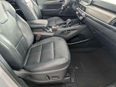 Used 2022 Kia Telluride SX w/ Nightfall Edition Package AWD/4WD image 36