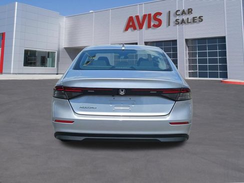 Used 2025 Honda Accord LX image 7
