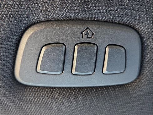 New 2025 Ford Expedition Platinum w/ Stealth Performance Package image 22