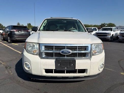 Used 2012 Ford Escape XLT AWD/4WD image 2