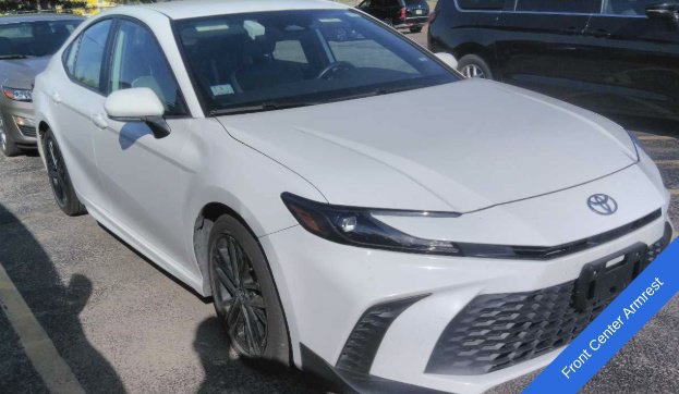 Used 2025 Toyota Camry SE FWD image 10