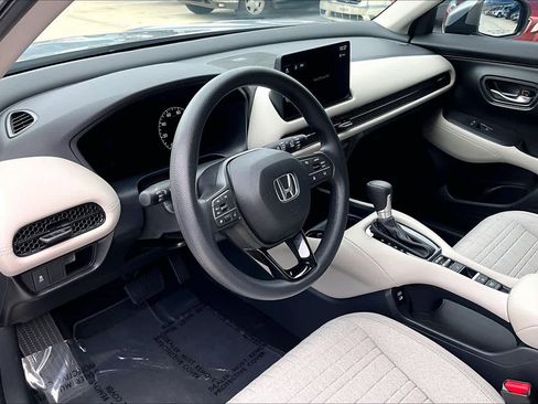 Used 2026 Honda HR-V LX image 18
