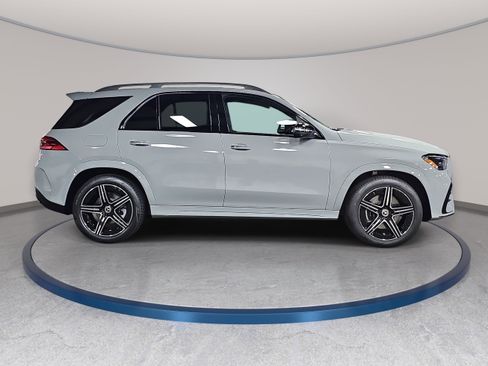New 2026 Mercedes-Benz GLE 350 4MATIC image 4